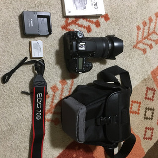 超美品 Canon EOS 70D ダブルレンズ ストロボ 付属品 セット 一式 超美品 Canon EOS 70D ダブルレンズ ストロボ 付属品 セット 一式