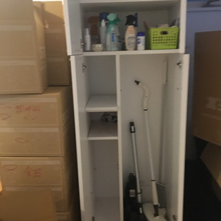 掃除用具の収納家具　dinosの画像