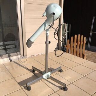 ペット用スタンドドライヤーの画像