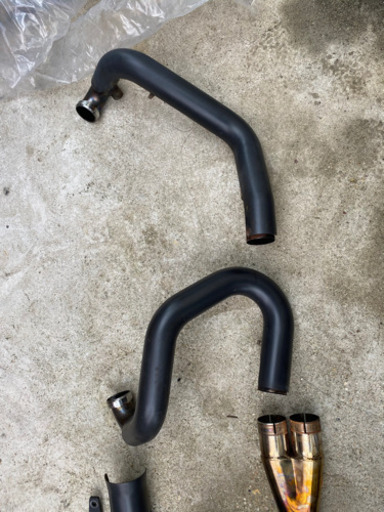 ハーレー VRod用バッサーニマフラー