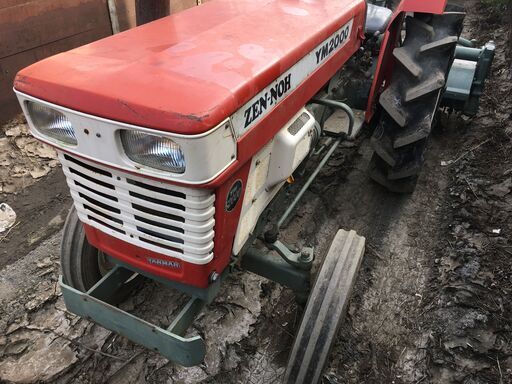 ヤンマー　トラクター　Ym2000　20馬力　ディーゼルエンジン