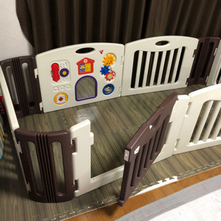 ベビーサークルの画像