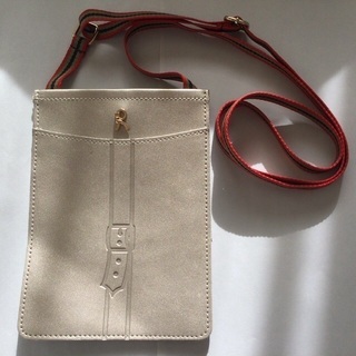 お値下げしました◆ロベルタ　サコッシュ　未使用品 ショルダーバッグ
