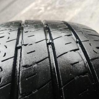 【商談中】ハイエース(200系)純正タイヤサイズ　ミシュラン　アジリス　195/80R15LT 107/105R　４本の画像