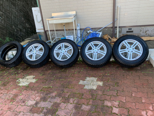 17インチ　アルミホイール付きスタッドレスタイヤ