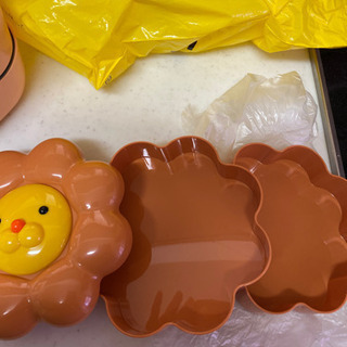 大きなお弁当箱の画像