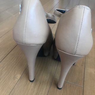 パンプス　スエード　ピンヒール　Sサイズの画像