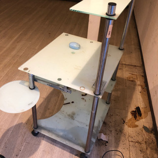パソコンテーブル