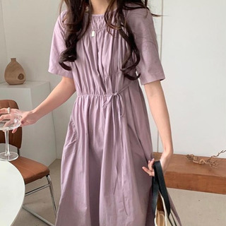 カジュアルワンピースの画像