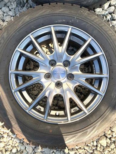 送料込み❗️バリ溝❗ スタッドレス&アルミホイール4本セット 195/65R15‼️