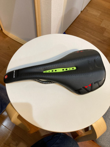 再募集》自転車サドル