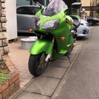 ZX12R(A1)のカウル塗装をお願い出来ませんか？