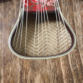 高級仕様！】◇和琴◇13弦琴 和楽器 綾杉彫 くり甲