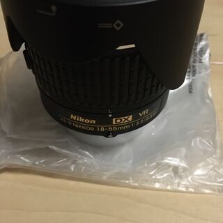 ニコン　標準ズームレンズ（フード・プロテクタ付き）　18-55mm　AF-P DX NIKKOR 18-55mm f/3.5-5.6G VRの画像