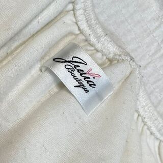 Julia boutique 袖フリル付きトップス Mの画像