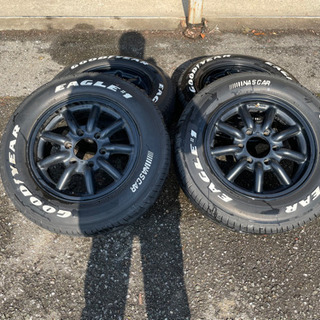 ハイエース・キャラバン等　215/65R16 6穴ホイール