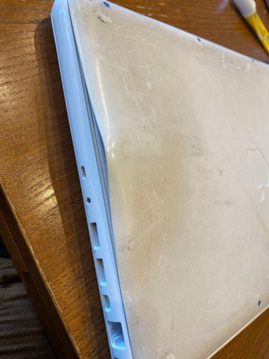 APPLE MacBook MC207J/A