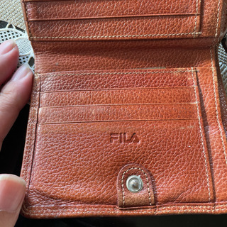 FILA 2つ折り財布ですの画像
