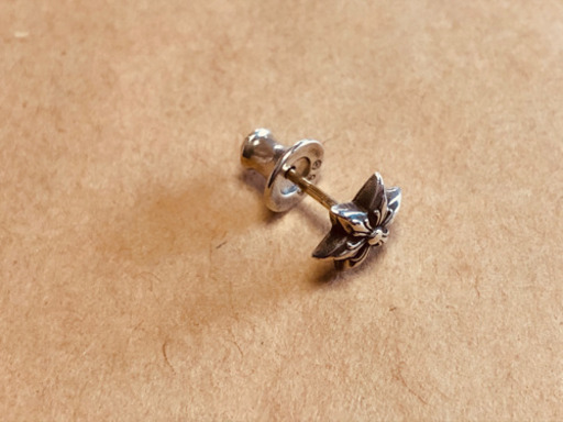 ピアス　シルバー