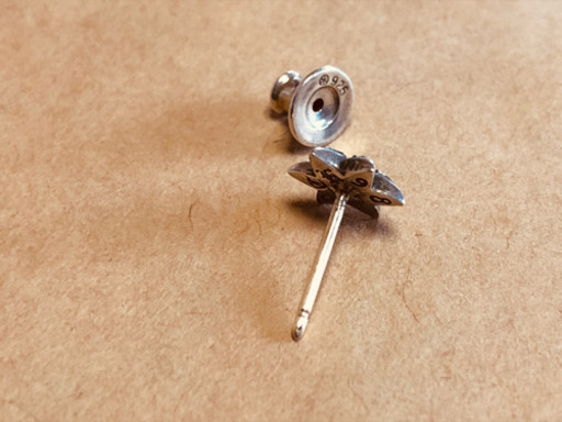 ピアス　シルバー