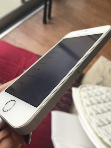 iPhone SE silver 32GB sim free