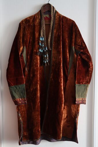 100年以上前のクルドの民族衣装