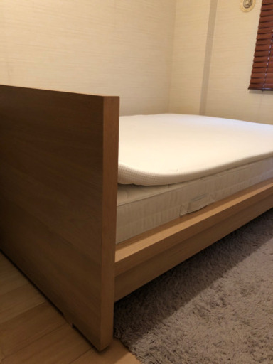 IKEA セミダブルベッド