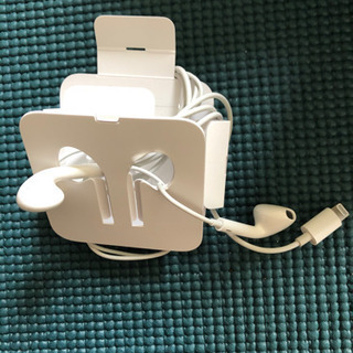 アップルイヤホン純正、新品
