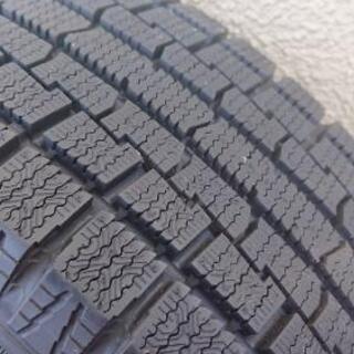 ホイール付きスタッドレスタイヤ極美品の画像