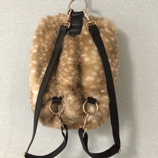 美品♡ Q フェイクファーのショルダーバッグの画像
