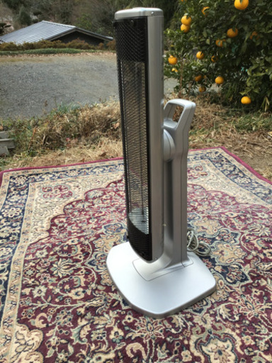 中古　トヨトミ回転式電気ストーブ