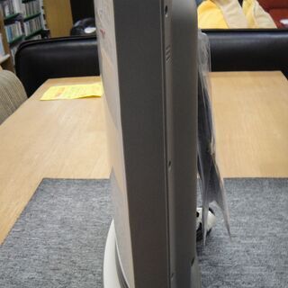 セール中につき、通常特価3,278円より半額の1,639円!　2013年製　山善　センサー付き消臭セラミックファンヒーター　DSF-VL08　小型　脱衣所　トイレの画像