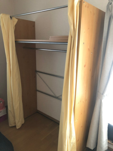 伸縮ハンガーラック収納