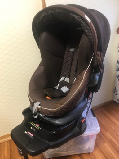 コンビ　チャイルドシート