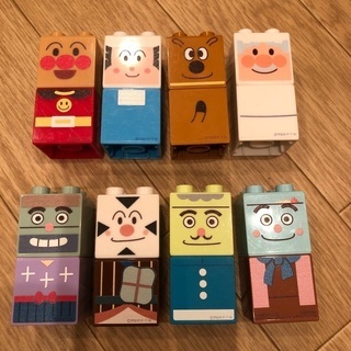 値下げ！美品！アンパンマンブロック　8体