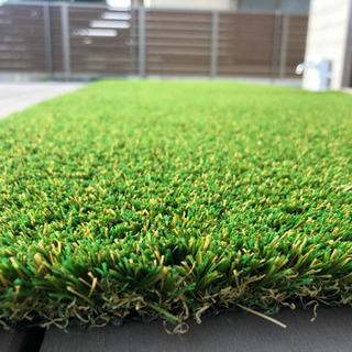 【無事取引完了】極上の人工芝お譲りしますの画像