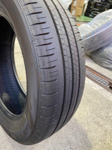 ミニバンタイヤ4本