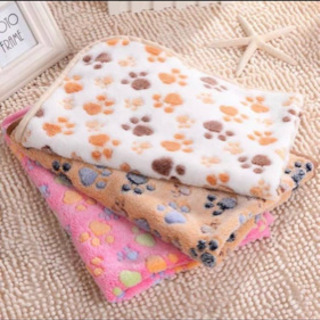 にくきゅう柄膝掛け　犬用　ネコ用　ペット用品