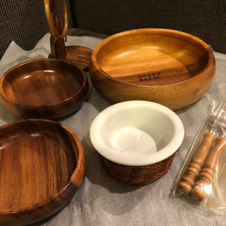 🍴【未使用】木製サラダボールセット【スイートファーム】の画像