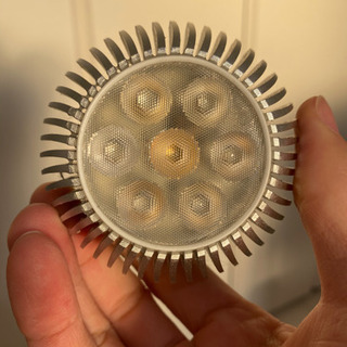 Grassy LeDio 9 Plus Deep400UV 2つの画像