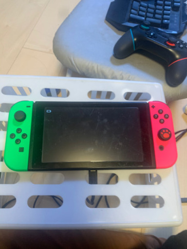 お取引中です。　　Nintendo Switch 充電難あり