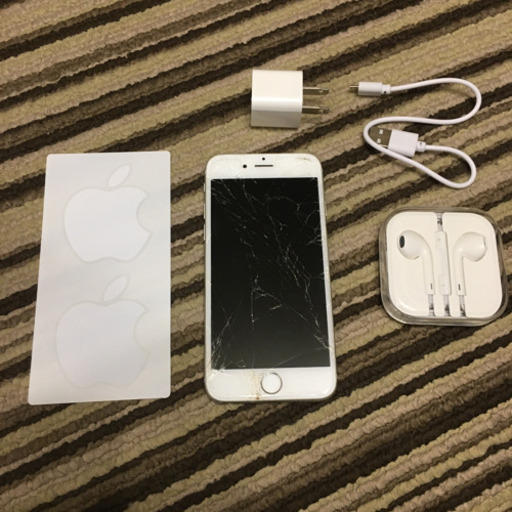 iPhone 6 Silver 16 GB docomo 中古❸