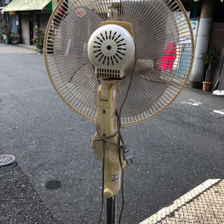 床置き　扇風機　の画像