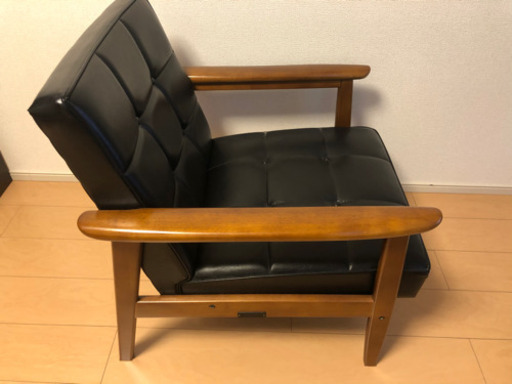 カリモク60 Kチェア　1シーター　スタンダードブラック　交渉可能です！
