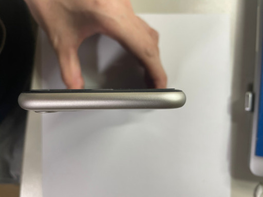 iPhone 11 ホワイト 64 GB SIMフリー