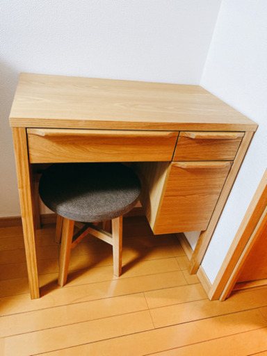 unico 化粧台（鏡、椅子なし)used