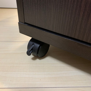 【無料】濃茶のテレビ台をお譲りします: 1/11(月)まで取りに来れる方の画像