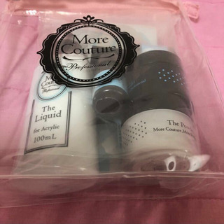 新品未使用 モアクチュール More Couture アクリルパ...