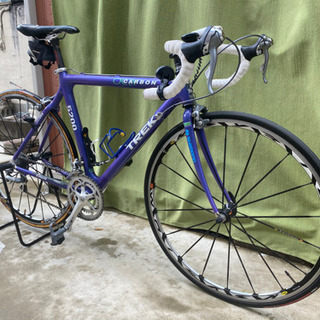 トレック5200フルカーボン ホイール、ヘルメットほか付けます