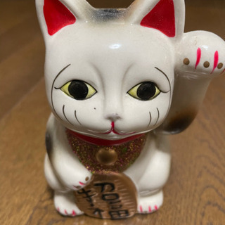 縁起物　招き猫です。新品